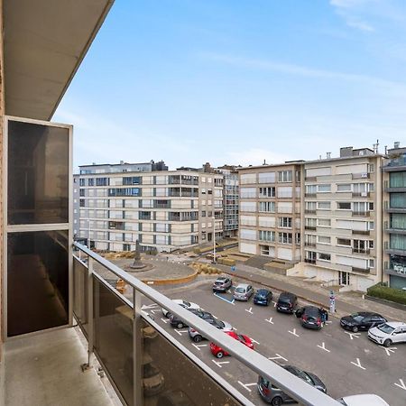 Apartmán Luxurious And Unique Design App Centre Koksijde Exteriér fotografie
